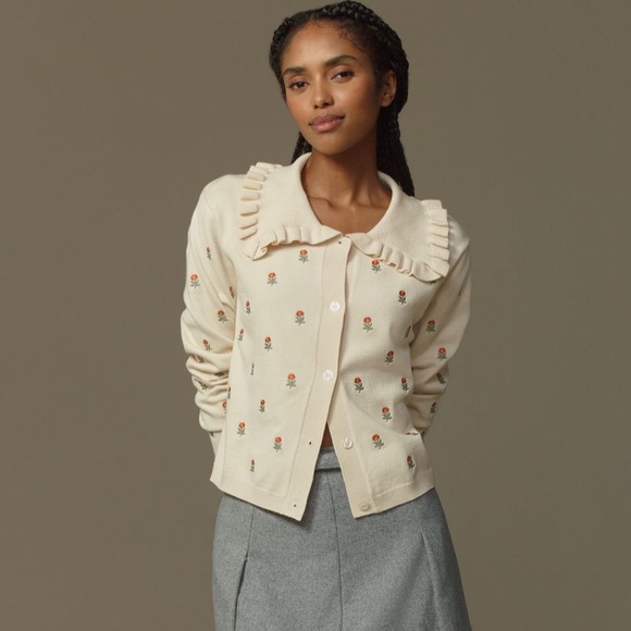 ANTHROPOLOGIE | The Ainsley Ruffle-Collar Cardigan - Picture 2 of 5